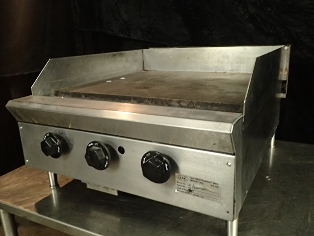 lot 3754 image: L&J Restaurant MFG Flat Top Grill