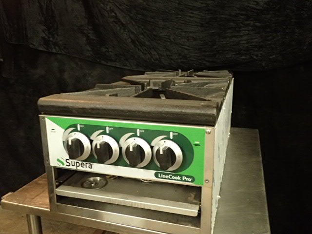 lot 3653 image: Supera 18 Gas Two Burner Stock Pot Range (SPR2-1)