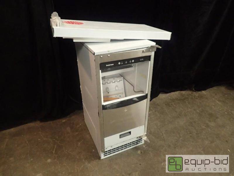 lot 3039 image: Scotsman 65 lb Self-Contained Gourmet Ice Machine (CU50PA-1)