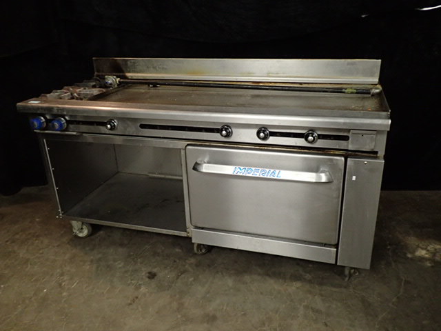 lot 3774 image: Imperial 2 Burner Range with Oven and Flat Top Grill