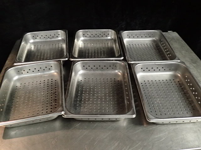 lot 3784 image: (6) Perforated Pans