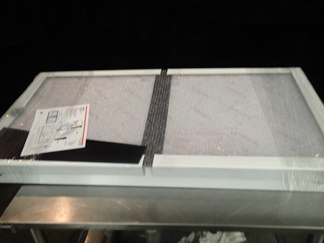 lot 3808 image: Magalens 2-Panel Menu Board Kit