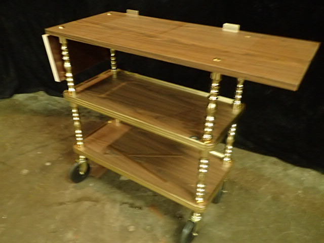 lot 3865 image: Vollrath 16 Sculptura Dessert Cart with Dome Cover (97008)