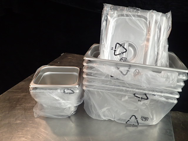 lot 3907 image: (6) 13 Size Pans, (3) 13 Size Lids, (2) 16 Size Pans