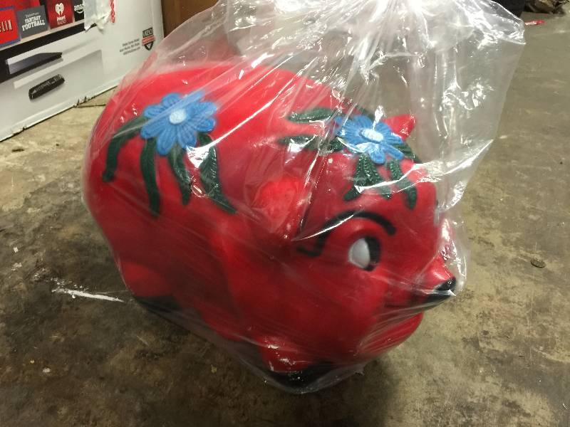lot 432 image: BIG RED ARTSY PIGGY BANK
