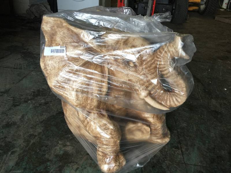lot 8039 image: PLASTER ELEPHANT - APPROX 18 HIGH