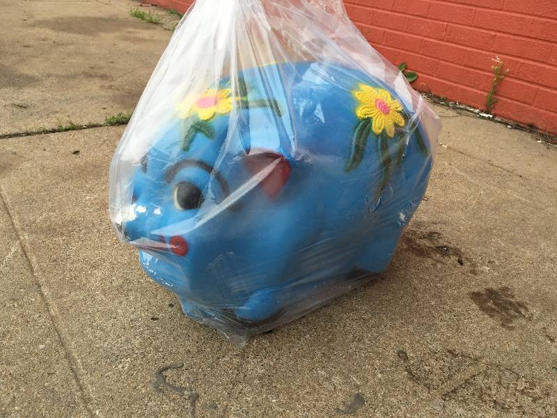lot 8040 image: BLUE PLASTER PIGGYBANK  - APPROX 12 H X 20