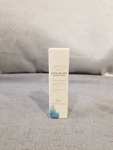 lot 17134 image: Ariul Aqua Blast Clearing Toner Daily Moisturizing 5.24 Fl.oz.