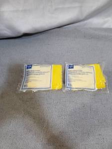 lot 17294 image: LOT OF 2 MEDLINE DOUBLE TREAD SLIPPERS SIZE XL