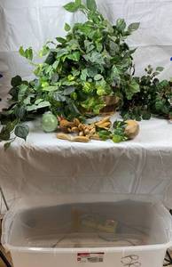 lot 9817 image: Lot of Greenery, Kitchen Dcor and a Storage Tub