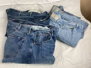 lot 9843 image: Lot of 3 Pairs of Daniel Cremieux Mens Jeans 36 x 32 - Great Style and Condition