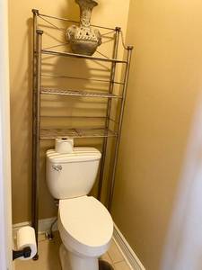 lot 9081 image: Nice Iron Bathroom Rack - For behind the commode - This is a NICE one See photos