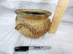lot 9650 image: Beautiful Stoneware Vase - Excellent Style