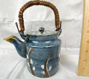 lot 9661 image: Beautiful Blue Stoneware Teapot with Matching Lid and Wicker Lined Metal Handle