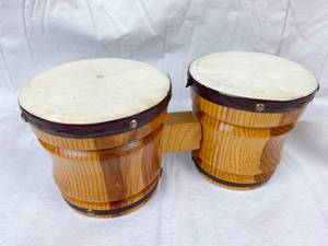 lot 9662 image: Cute Small Bongo Set
