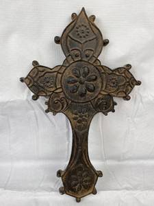 lot 9669 image: Cross Wall Hanging - nice