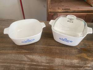 lot 9717 image: Lot of Corningware Blue Flower Baking Dishes with one Glass lid that fits both - Highly Collectible Blue Flower Pattern