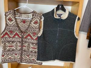 lot 9952 image: Lot of 2 Ladies Vests - Hand Knit David Brooks & Woolrich Gray - both size Medium - NICE