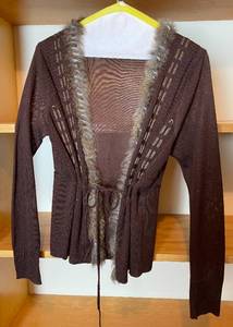 lot 9966 image: Beautiful Knit Sweater by AVALIN - size Medium, Fur Lined Collar (Feels real but may be Faux) - stunning condition
