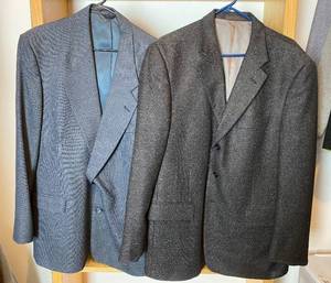 lot 9970 image: Lot of 2 Mens Wool Suit Jackets - Excellent Condition Fits a mens XL - TALLIA UMO & FRANZONI - expensive
