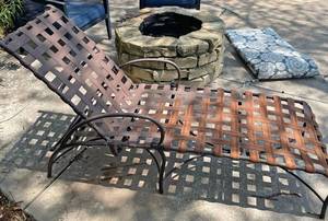 lot 9988 image: Outdoor Patio Chaise Lounge - Reclining Back - Chill out and take a nap