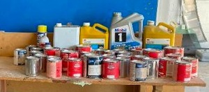 lot 3240 image: Big Chemical Lot with Lots of Reusable Paint Cans