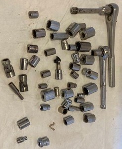 lot 3255 image: Lot of Sockets  Craftsman Ratchet