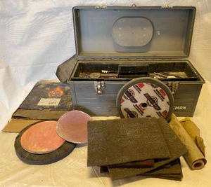 lot 3270 image: Toolbox with Sanding Supplies