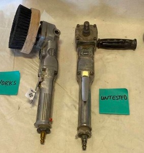 lot 3280 image: Lot of 2 - Pneumatic Angle Sanders
