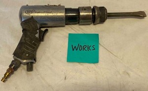 lot 3283 image: Ingersoll Rand Pneumatic Air Chisel