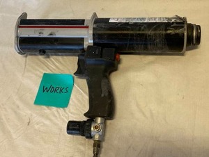 lot 3284 image: SULZER MIXPAC - DP 200-70-01 Pneumatic Dispensing Gun