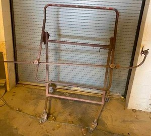 lot 3333 image: Commercial Metal Rolling Parts Hanger - Rack