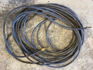 lot 3338 image: Long Pneumatic Air Hose