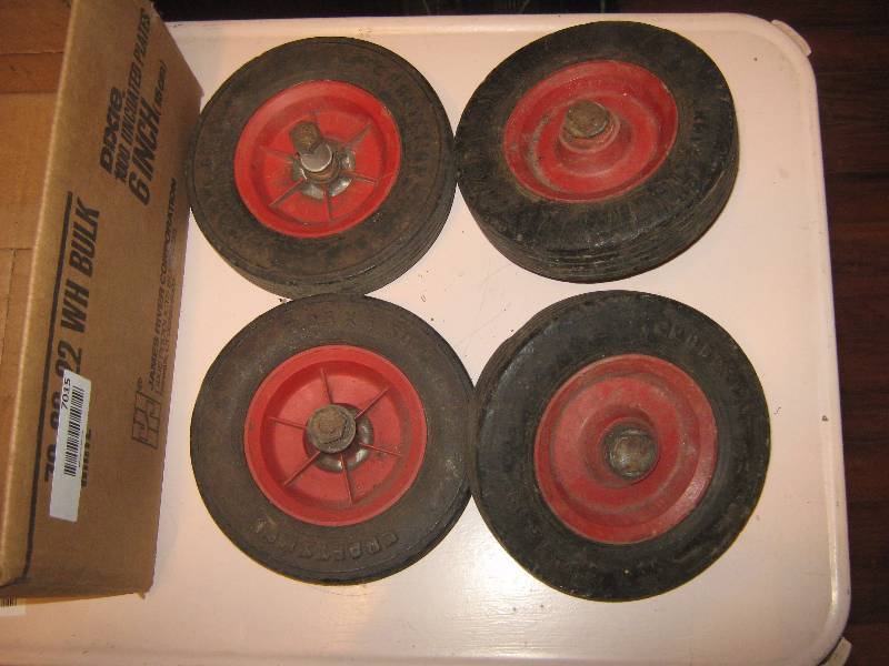lot 7015 image: Set of 4 craftsman lawn mower wheels 6-14 diameter, used