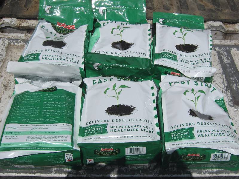 lot 7023 image: 1 case Jobes Organics Fast Start Granular Fertilizer and Soil Amendment (6) 4 lb bags per case