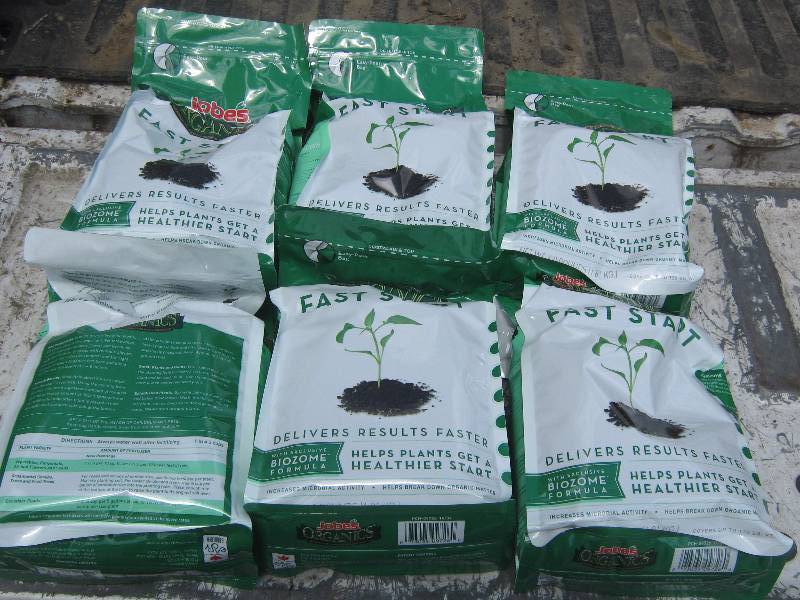 lot 7027 image: 1 case Jobes Organics Fast Start Granular Fertilizer and Soil Amendment (6) 4 lb bags per case