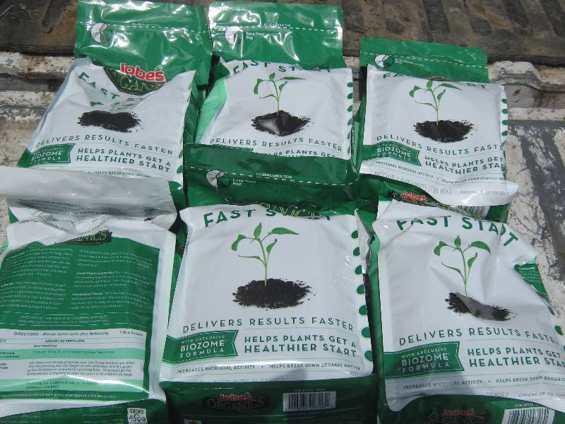 lot 7029 image: 1 case Jobes Organics Fast Start Granular Fertilizer and Soil Amendment (6) 4 lb bags per case