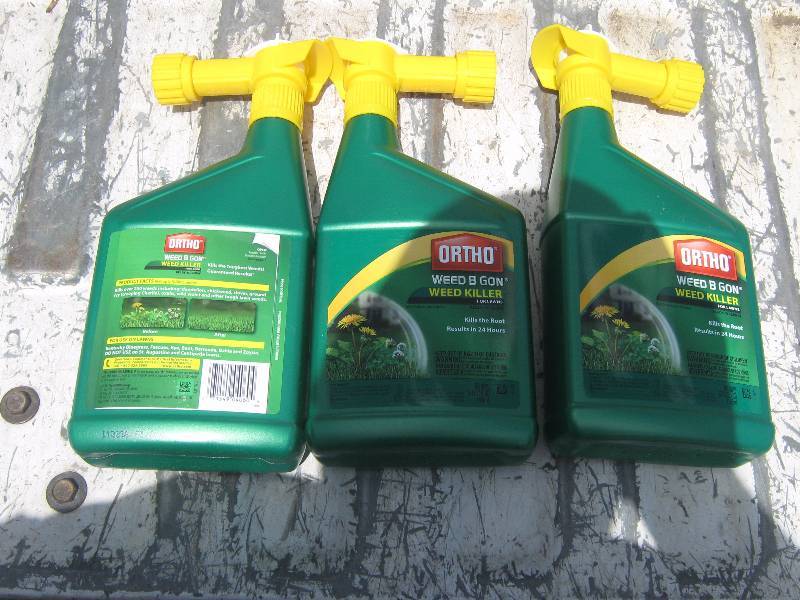 lot 7033 image: 3 ct. lot Ortho Weed B Gon Weed Killer for lawns 32 oz. plastic bottles ready to spray 8-10,000 sq. ft. area per bottle