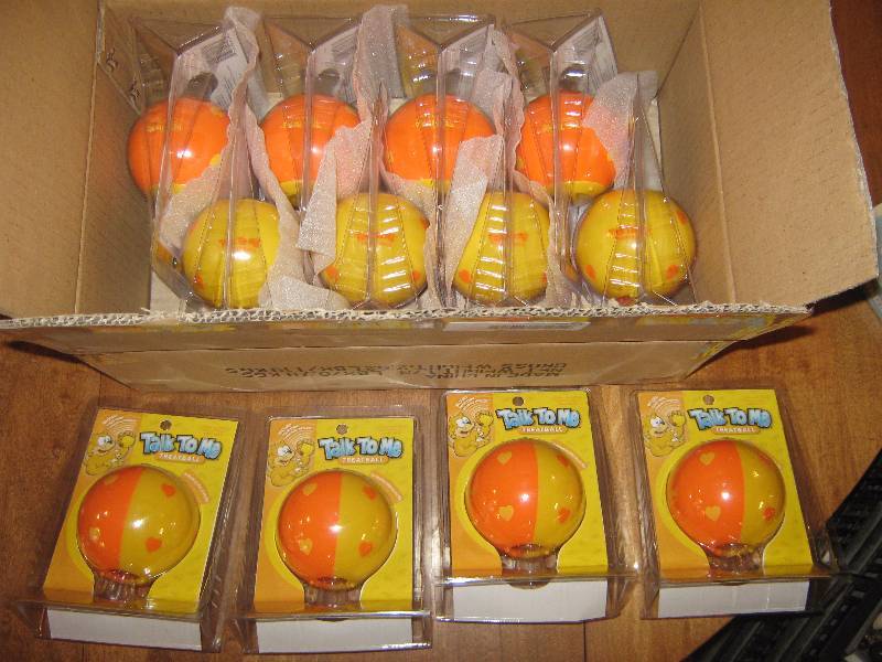 lot 7073 image: 1 dozen Talk to Me Pet Products Talk to Me Treat holder ball for cats, Orange and Yellow