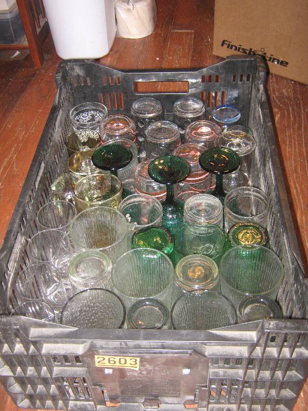 lot 7100 image: Large lot of misc. glasses different patterns, styles and colors