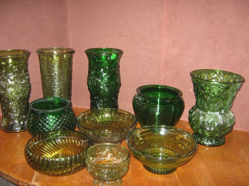 lot 7172 image: 10 ct. lot Floral arrangement glassware, green
