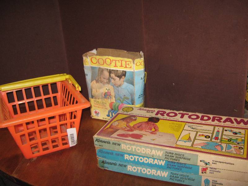 lot 7178 image: Vintage Toy Lot- Roto Draw(3), Cootie(1)- incomplete, shopping basket(1)