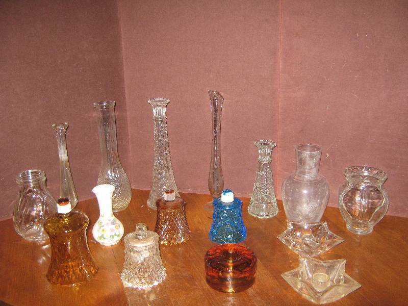 lot 7197 image: Bud vase and candle holder lot, glass several styles and colors