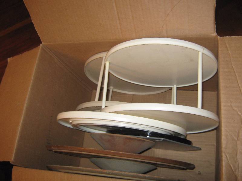 lot 7211 image: 6 ct lot Lazy Susan for table top or cabinet storage