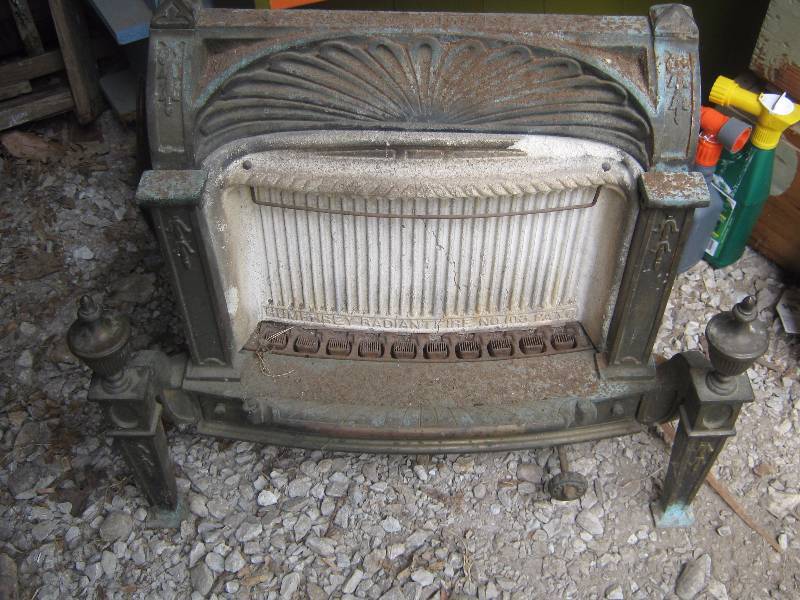 lot 7233 image: Humphrey Radiant Fire No. 103 Patd gas heater