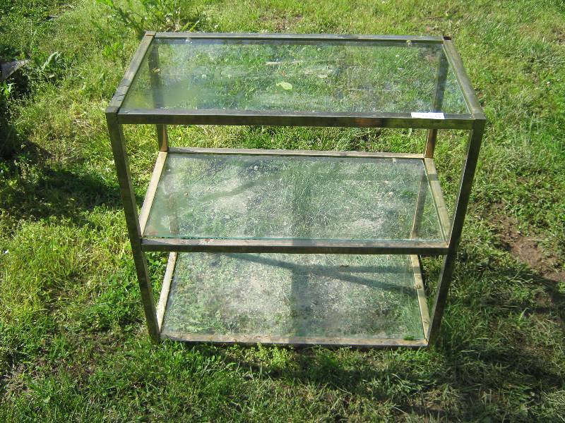 lot 7264 image: Brass and Glass Shelf 31 x  17 x 29 tall