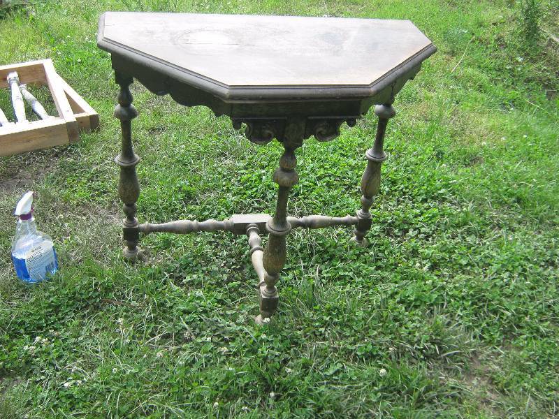 lot 7278 image: Ornate wooden table with Veneer top, will need some TLC, 32 x 17 x 31 tall