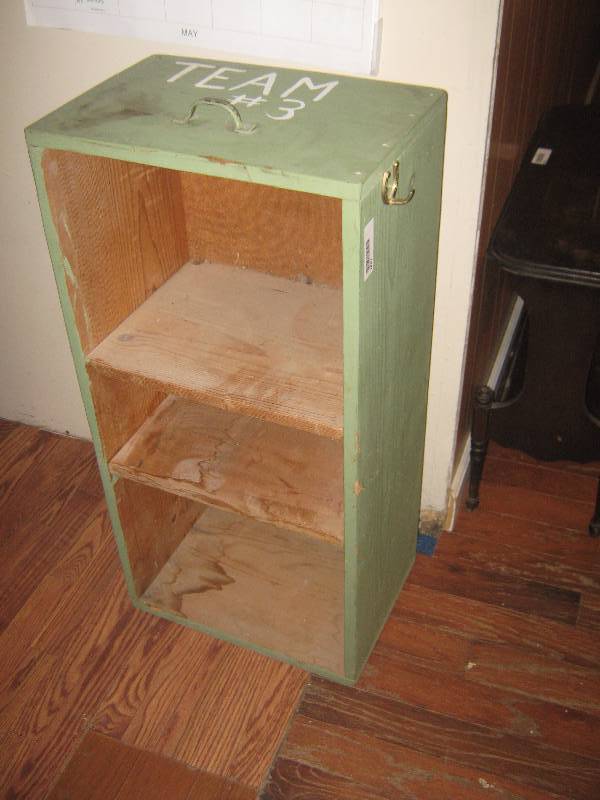 lot 7300 image: Wooden green drawer shelf, 17 x 12 x 35 tall