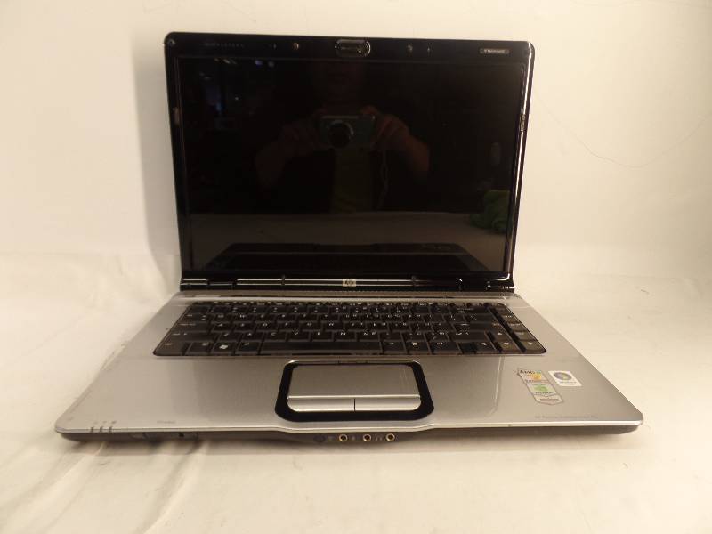 lot 1144 image: HP Pavilion dv6000