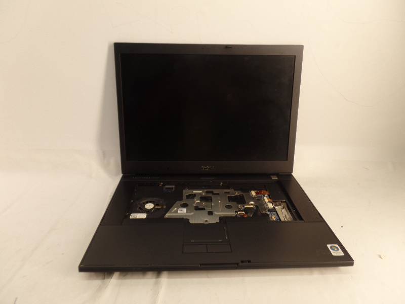 lot 1147 image: DELL LATITUDE E6500